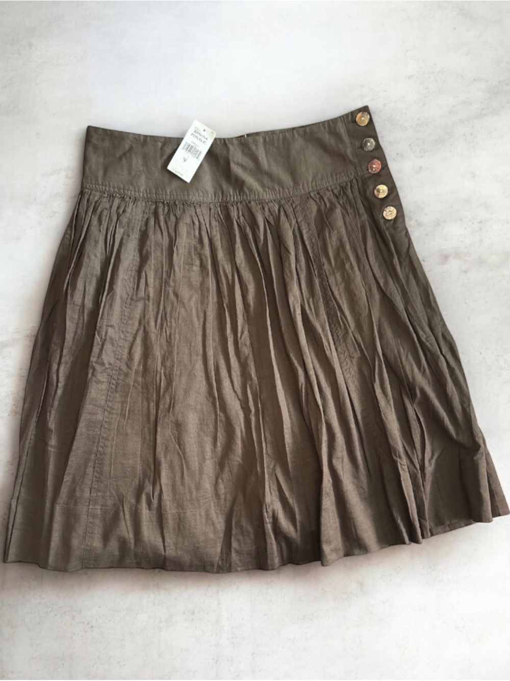 Banana Republic Vintage 2007 Cotton Pleated Side Button Skirt Brown Size 6 NWT